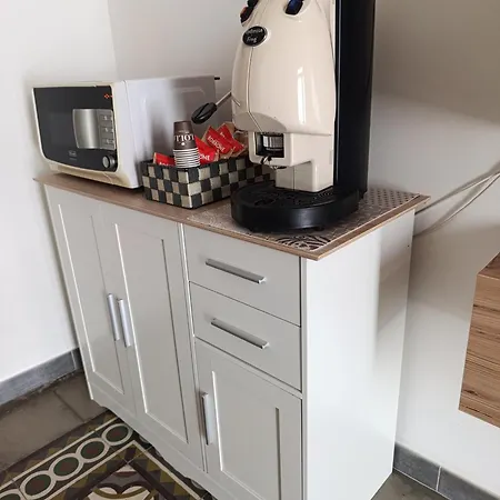 Casa Leonardo 펜션 멜렌두뇨